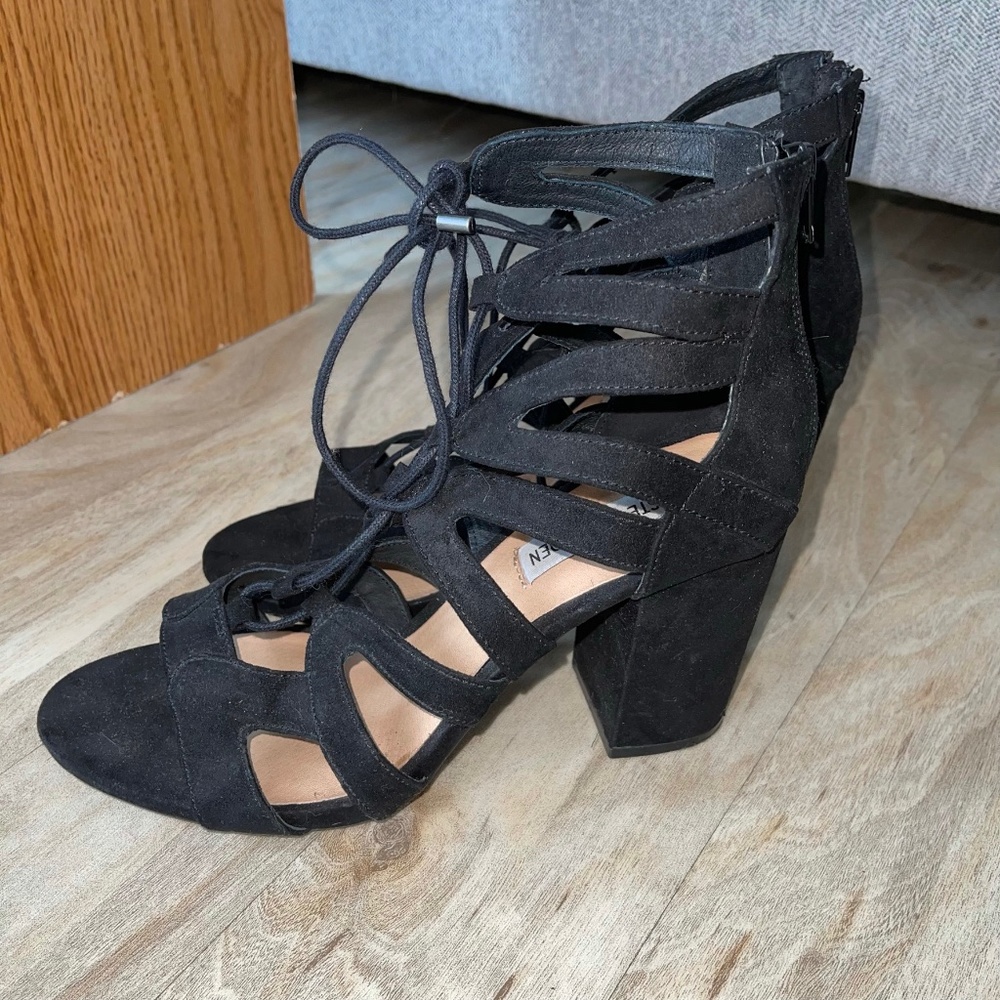 Steve Madden Black Lap Up Sueded Heels